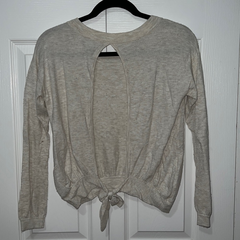 Open Back Sweater - Picture 2 of 3
